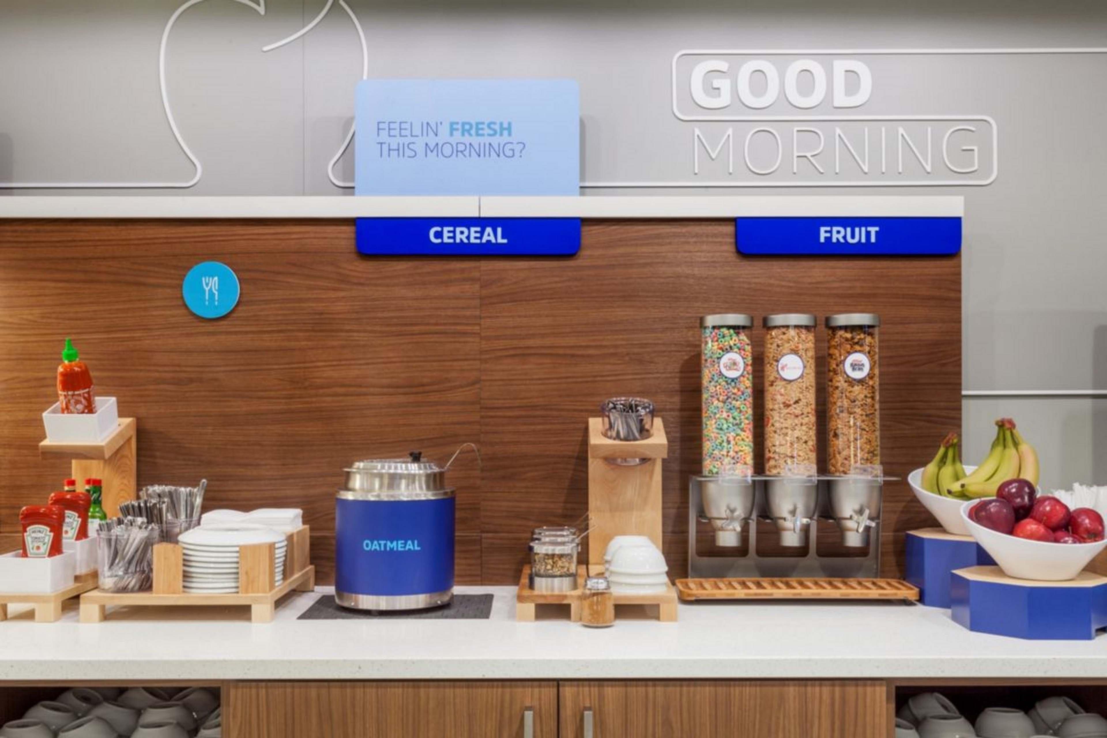 Holiday Inn Express & Suites - Muncie By Ihg Esterno foto