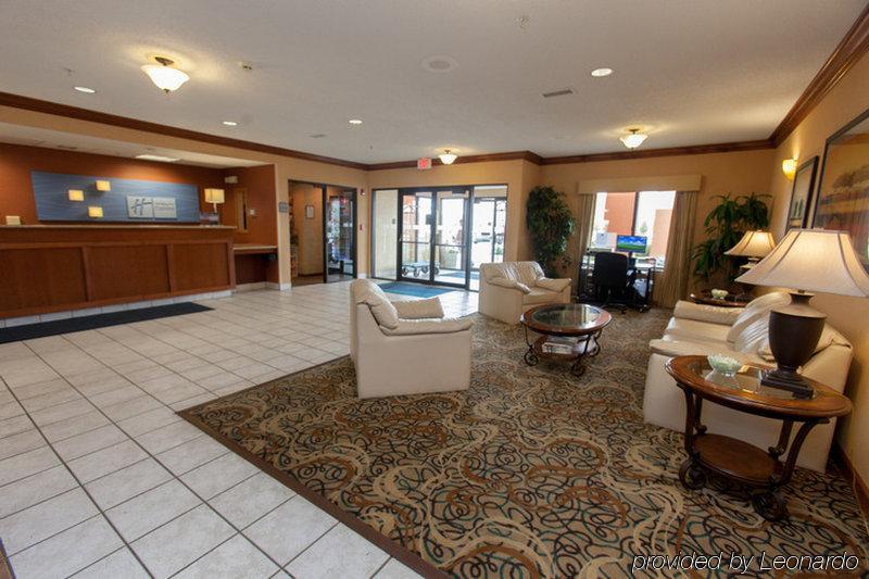 Holiday Inn Express & Suites - Muncie By Ihg Interno foto