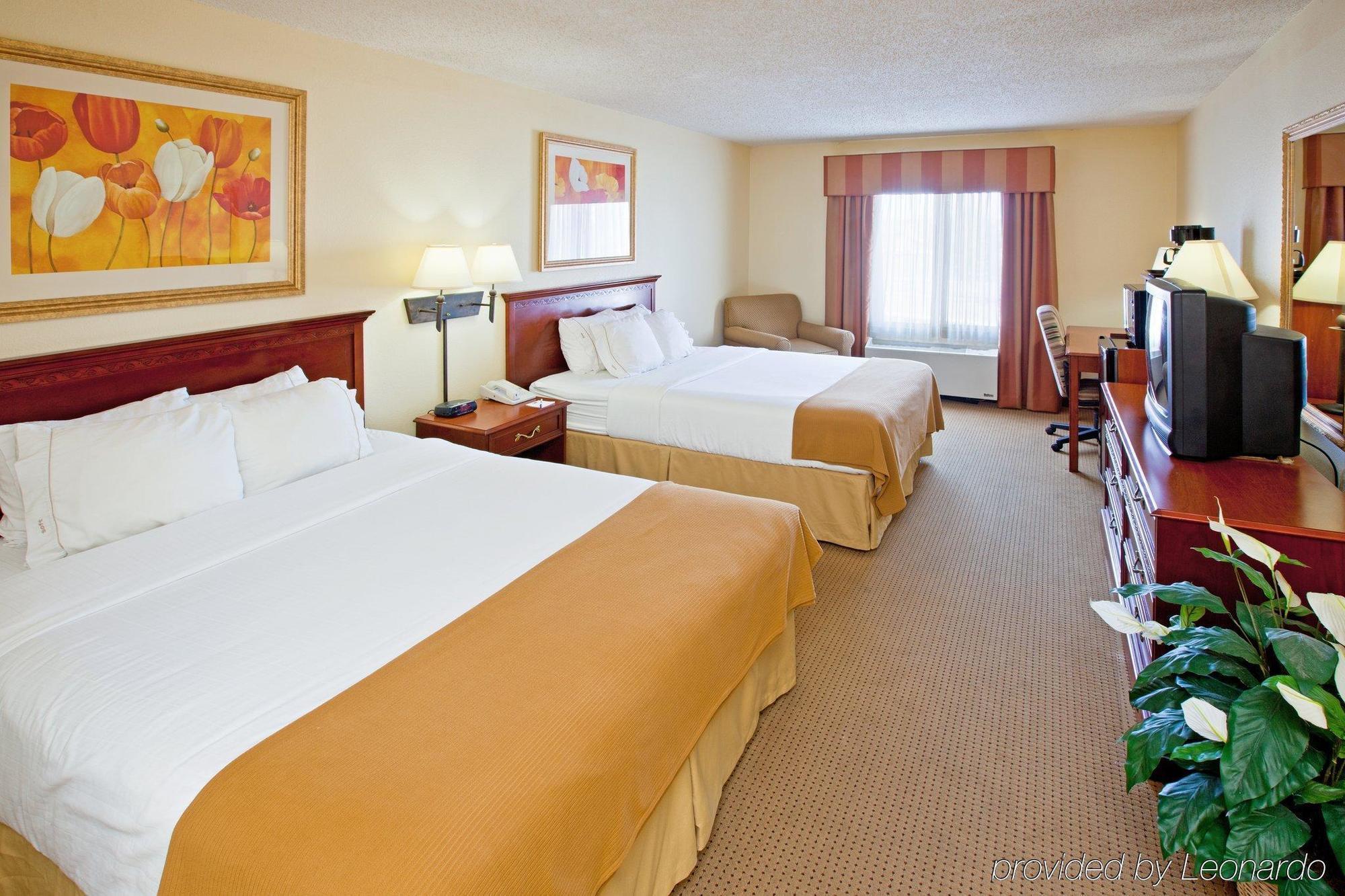 Holiday Inn Express & Suites - Muncie By Ihg Camera foto